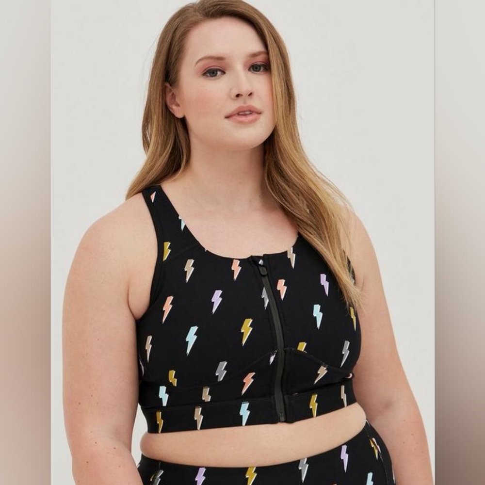 Torrid - 3X Bolt Burst - Low-Impact Wireless Zip-Front Active Sports Bra